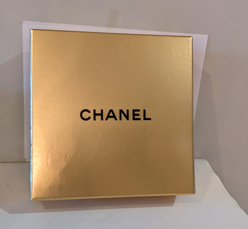 Chanel vip gift box - vip,