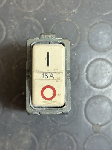 Bticino magic 5236s 16a - magic, 230v