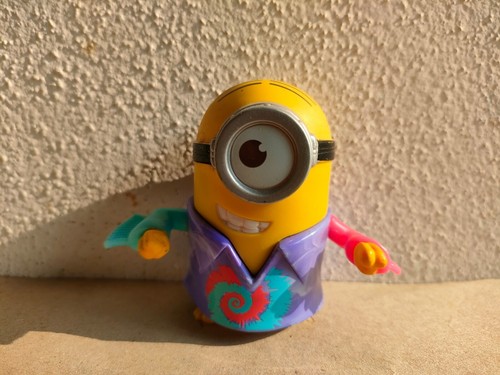 Minions happy meal mcdonald - minions, mcdonald's
