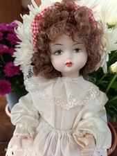 Bambola interamente porcellana di Capodimonte h38cm con certificato pari a nuova