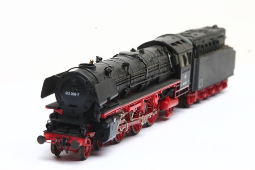 Liliput 10124 locomotiva - locomotiva, a