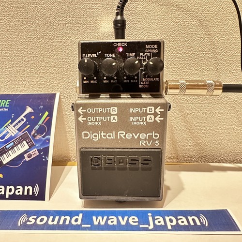 Boss digital reverb - boss, rv-5