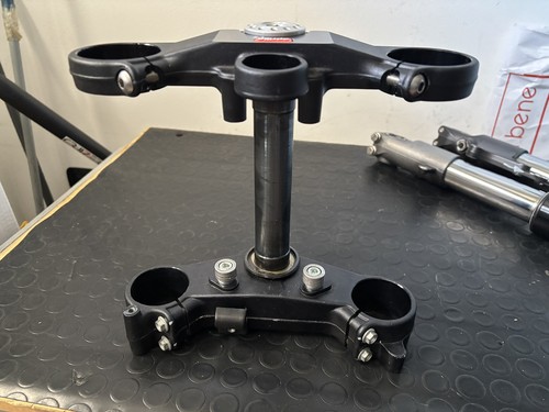 Piastra sterzo aprilia rsv - piastra,