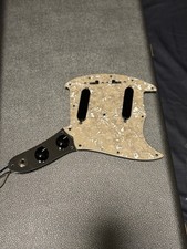 Fender Custom Shop 1967 battipenna carico e pannello pickup feriti a mano!!!