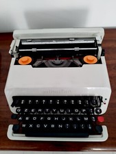 OLIVETTI VALENTINE MACCHINA DA SCRIVERE VINTAGE BIANCA