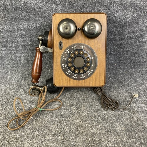 Telefono vintage antico