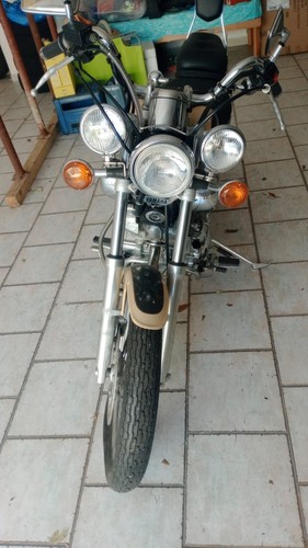 Moto vintage 1987 virago