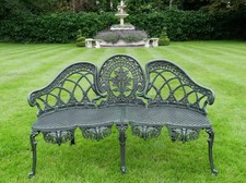 Panchina da giardino in