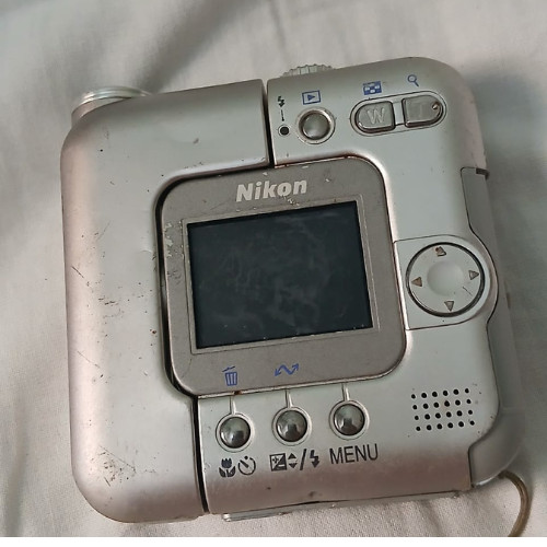 Nikon coolpix 3100 - coolpix, sq