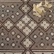 Copritavolo Antico in Filet di Cotone Italia XX Secolo