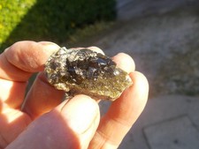 MINERALI R7 Vesuvianite -