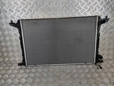 Radiatore acqua raffreddamento Audi A5 2017 Diesel 8W0121251AK ESP24230