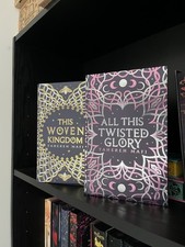 Illumicrate ALL THIS TWISTED