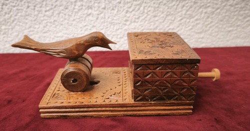Distributore sigarette - di,
