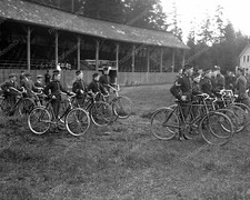 Bicicletta militare ispezione