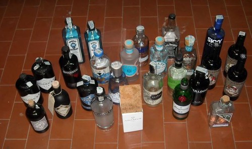 Lotto bottiglie vuote liquori - lotto,