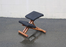 Sgabello inginocchiato Stokke