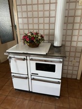 Cucina economica a legna ROYAL bianca con forno e predisposizione acqua.