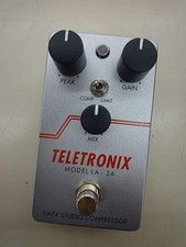Compressore audio universale