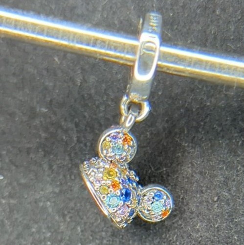 Charm pendente cappello