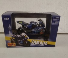 MAISTO 1:18 Yamaha YZR-M1 2004 MotoGP VALENTINO ROSSI #46 NUOVO NIB - Factory Te