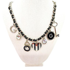 Collana Guess Multi Charm Tono