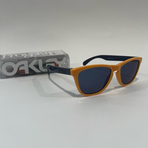 Nwt oakley aquatique frogskins - aquatique,