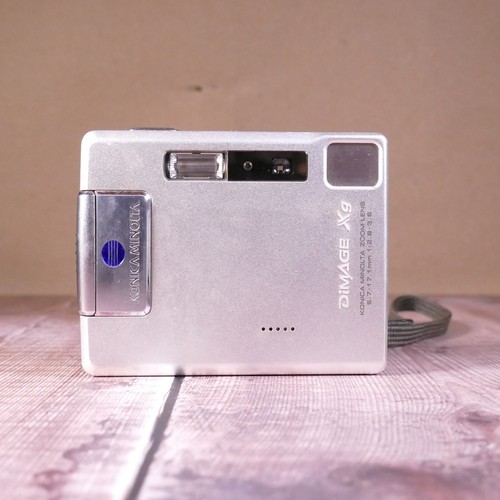 Fotocamera digitale compatta