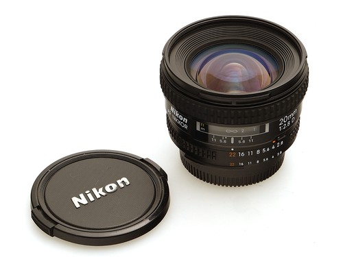 Nikon obiettivo grandangolare