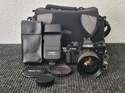Minolta 700 35mm film slr - x-700,