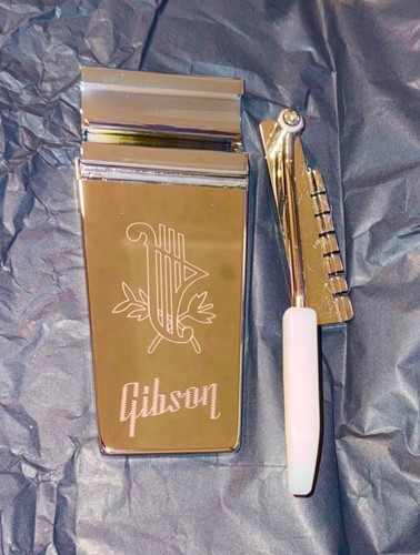 Killer lyre incisa - lyre,