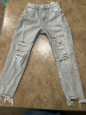 Jeans donna Bershka collezione