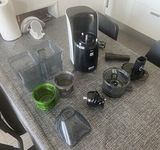 Imetec Q7701  Succovivo estrattore di succo a freddo