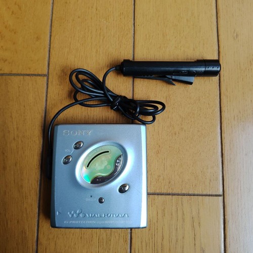 Sony e505 walkman - sony,