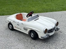 Auto a pedale.  Mercedes 300