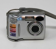 Nikon COOLPIX E5600 5,1 megapixel fotocamera digitale - argento, testata, funzionante! leggi bene