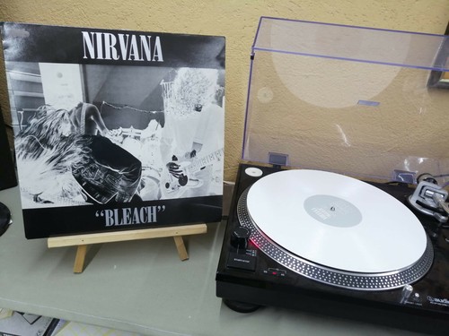 Nirvana bleach megarare - bleach,
