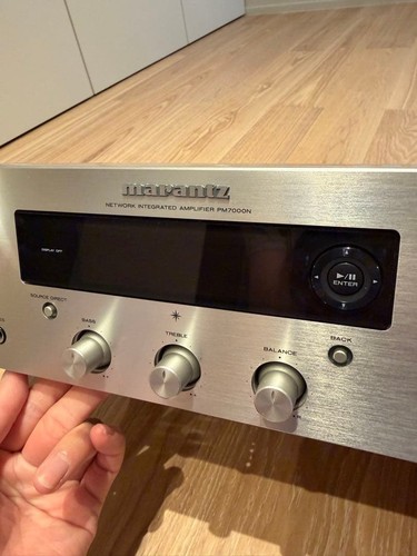 Amplificatore integrato - , di