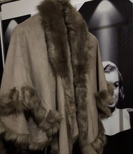 PREMIUM - Cappa Con Bordo In Eco Pelliccia Donna Tg Unica