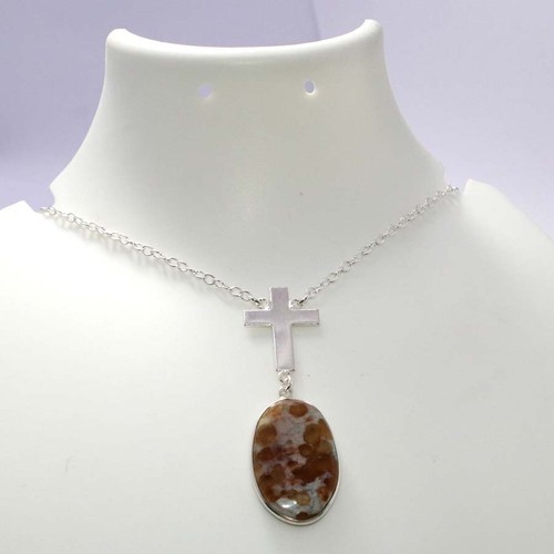Collana esclusiva croce opale
