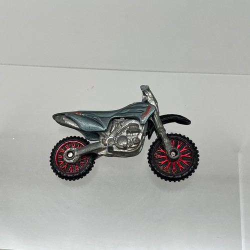 Hot wheels wastelander - wheels, hw450f