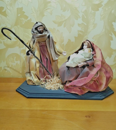 Sacra famiglia cartapesta - sacra,