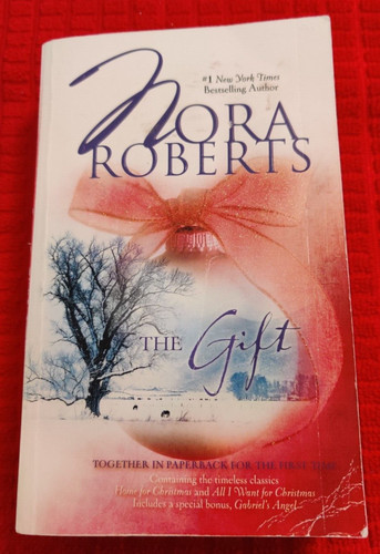 The gift nora roberts pb - the,
