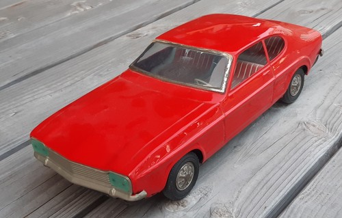 Grande auto latta anni 70 - in,