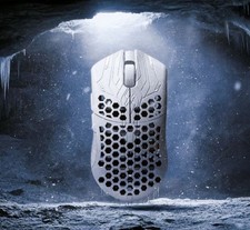 Finalmouse ULX Frostlord -