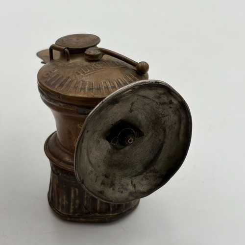 Lampada testa minatore carburo