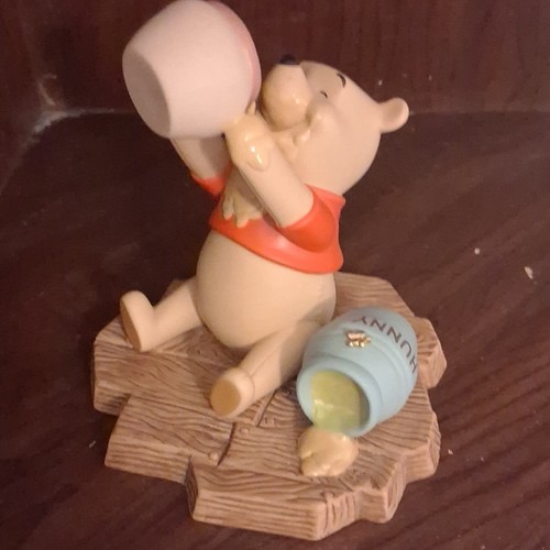 Disney winnie the - disney, pooh