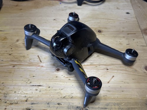 Dji fpv drone - dji, pari