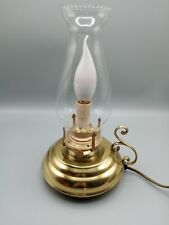 Lampada a petrolio elettrificata, effetto fiamma