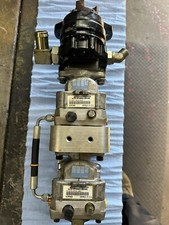 Pompe Ditch Witch RT24. Ingranaggio Idro E Pompa Ausiliaria